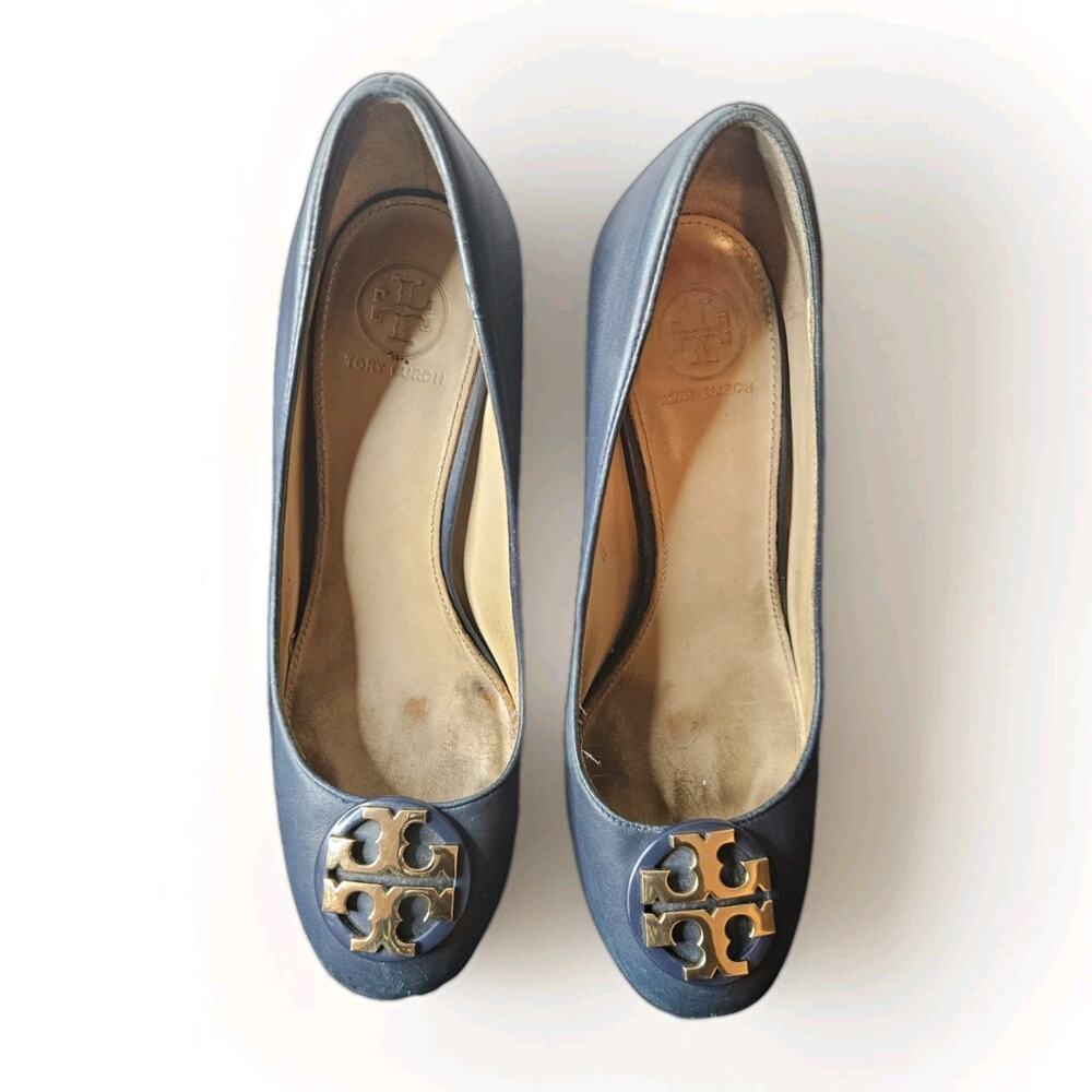 Women's Tory Burch JANEY Leather Block Heel Pumps Size 6.5 Navy 50MM - Picture 4 of 7